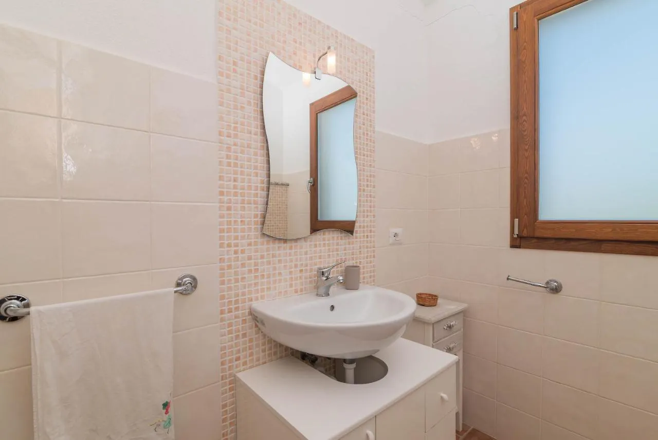 Villetta Bianca San Teodoro  Holiday home San Teodoro (Sardinia)